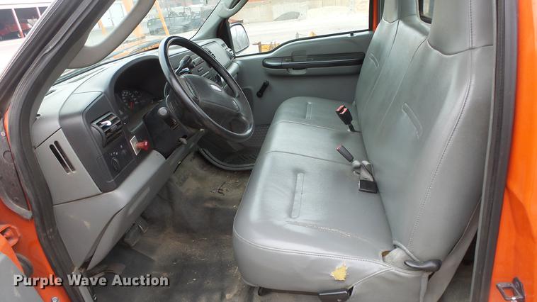 image for item DC0589 2006 Ford F250 Super Duty pickup truck