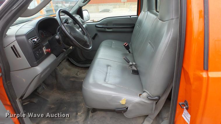 image for item DC0589 2006 Ford F250 Super Duty pickup truck