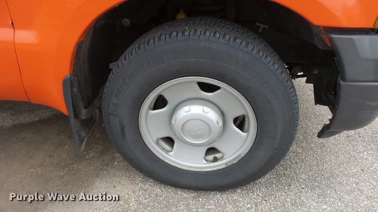 image for item DC0589 2006 Ford F250 Super Duty pickup truck