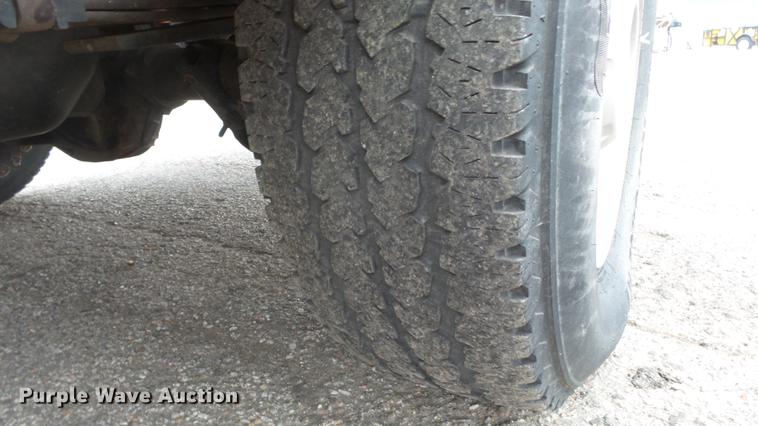 image for item DC0590 2006 Ford F250 Super Duty pickup truck