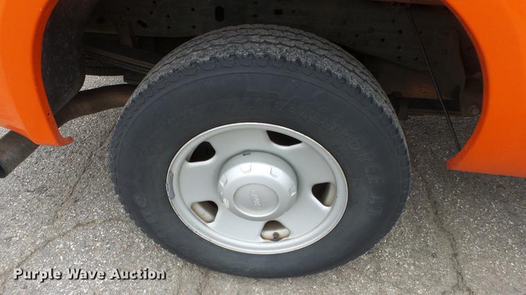 image for item DC0590 2006 Ford F250 Super Duty pickup truck