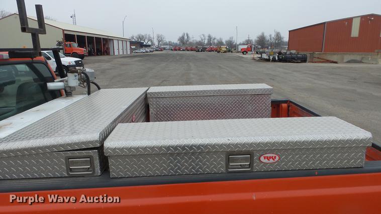 image for item DC0590 2006 Ford F250 Super Duty pickup truck