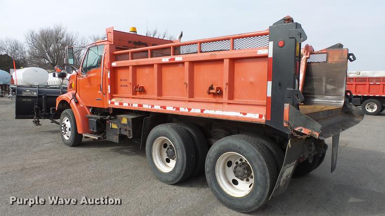 image for item DC0592 2003 Sterling LT7501 dump truck