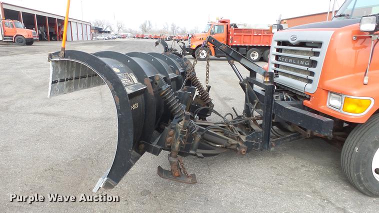 image for item DC0592 2003 Sterling LT7501 dump truck