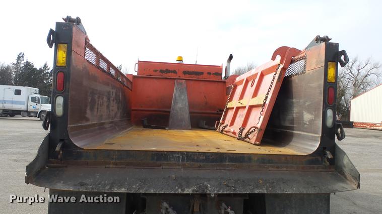 image for item DC0592 2003 Sterling LT7501 dump truck