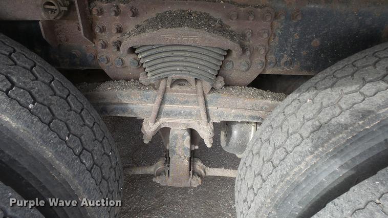 image for item DC0592 2003 Sterling LT7501 dump truck