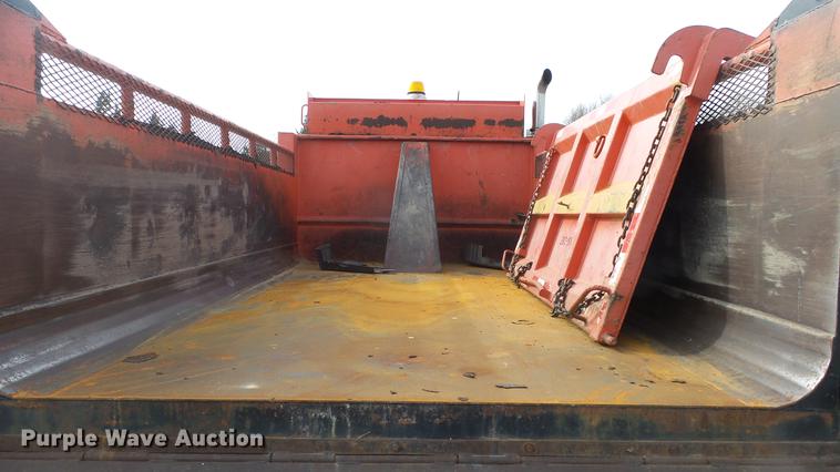 image for item DC0592 2003 Sterling LT7501 dump truck