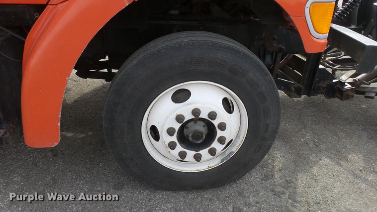 image for item DC0592 2003 Sterling LT7501 dump truck