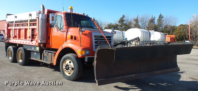 image for item DC0593 2003 Sterling LT7501 dump truck