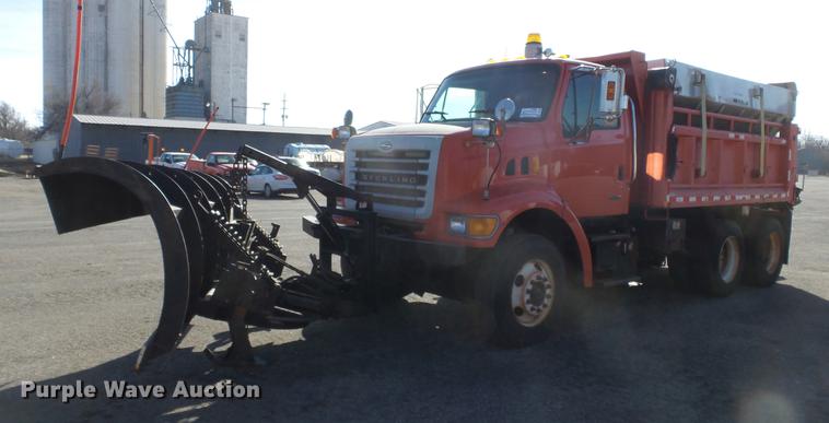 image for item DC0593 2003 Sterling LT7501 dump truck