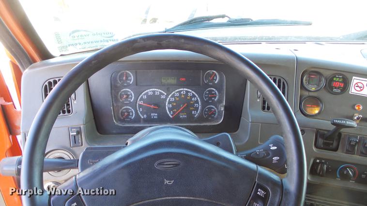 image for item DC0593 2003 Sterling LT7501 dump truck