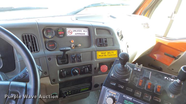 image for item DC0593 2003 Sterling LT7501 dump truck