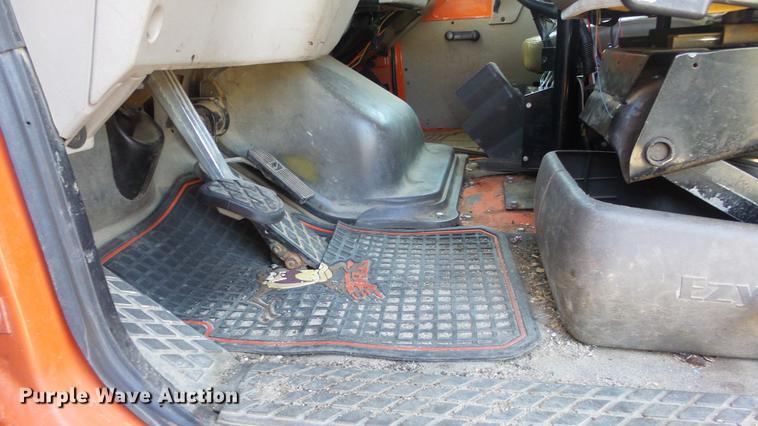 image for item DC0593 2003 Sterling LT7501 dump truck