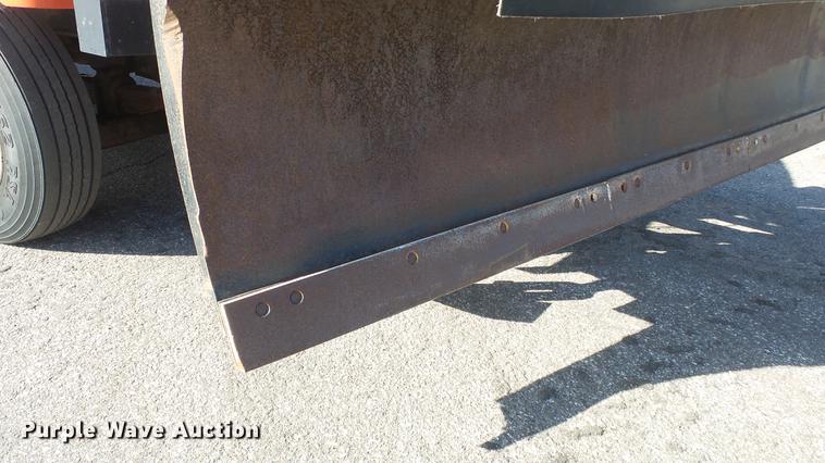 image for item DC0593 2003 Sterling LT7501 dump truck