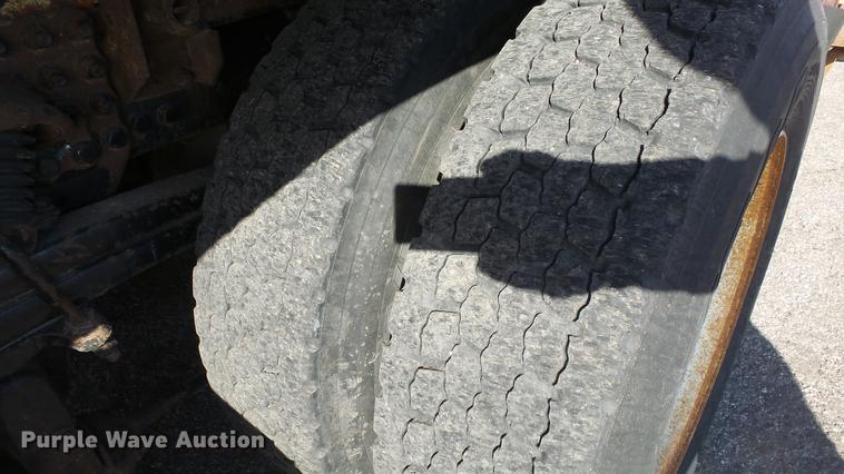 image for item DC0593 2003 Sterling LT7501 dump truck