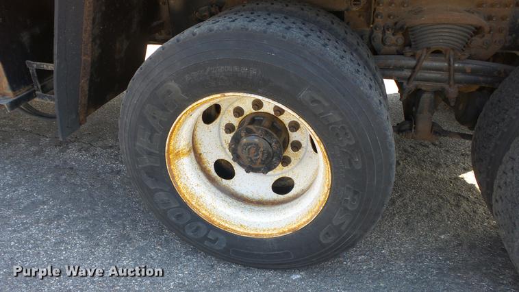 image for item DC0593 2003 Sterling LT7501 dump truck