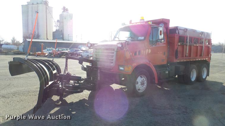 image for item DC0594 2001 Sterling LT7501 dump truck