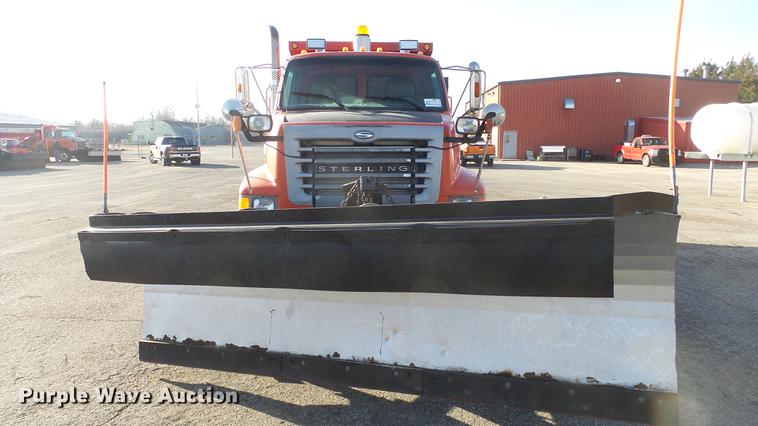 image for item DC0594 2001 Sterling LT7501 dump truck