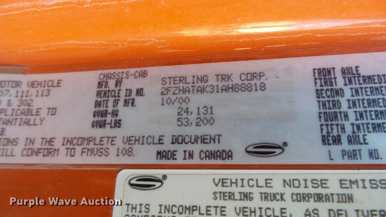 image for item DC0594 2001 Sterling LT7501 dump truck