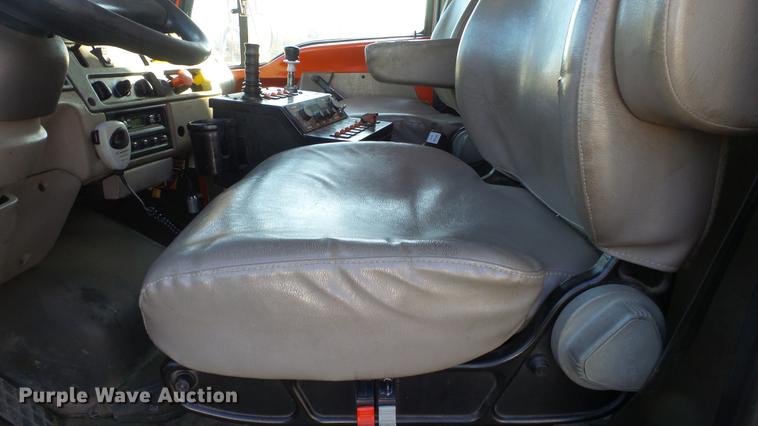 image for item DC0594 2001 Sterling LT7501 dump truck