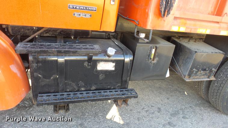 image for item DC0594 2001 Sterling LT7501 dump truck