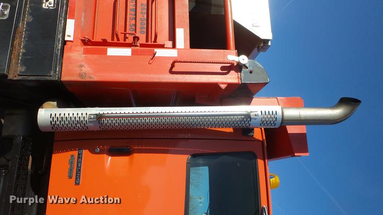 image for item DC0594 2001 Sterling LT7501 dump truck