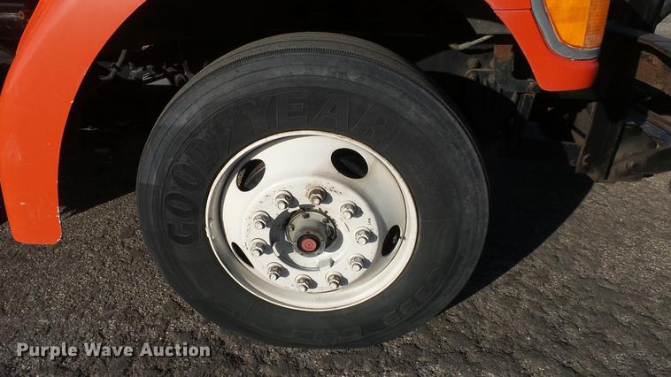 image for item DC0594 2001 Sterling LT7501 dump truck