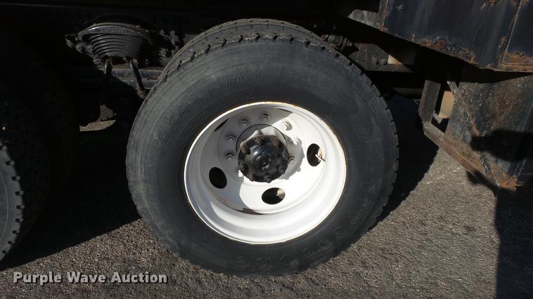 image for item DC0594 2001 Sterling LT7501 dump truck