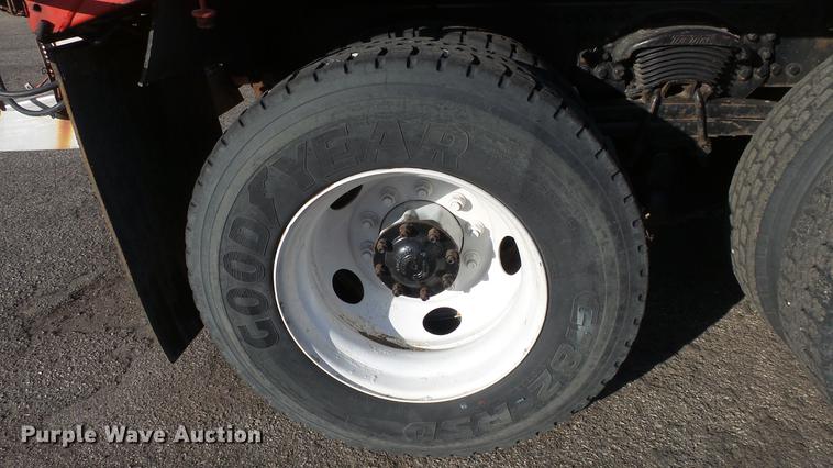 image for item DC0594 2001 Sterling LT7501 dump truck