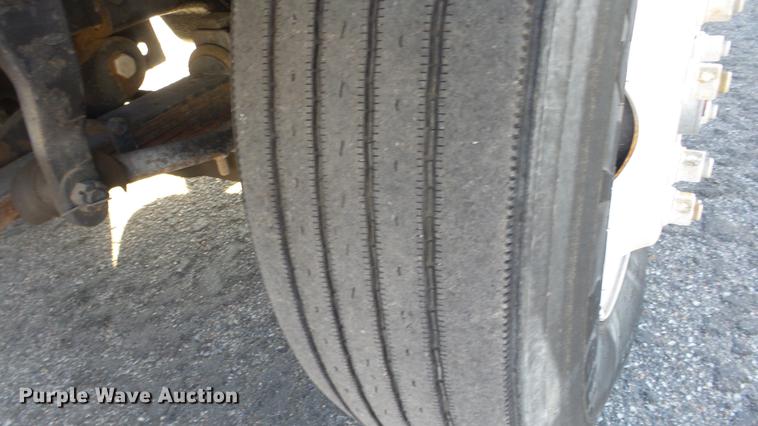 image for item DC0594 2001 Sterling LT7501 dump truck