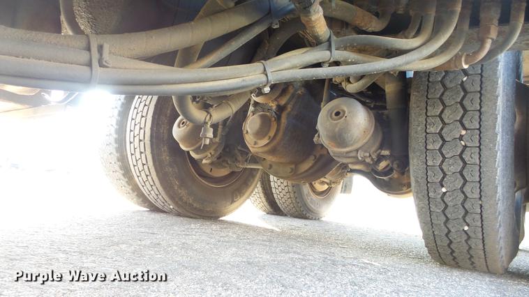 image for item DC0594 2001 Sterling LT7501 dump truck