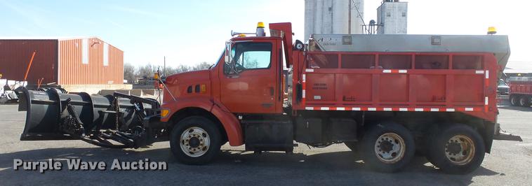 image for item DC0595 2001 Sterling LT7501 dump truck