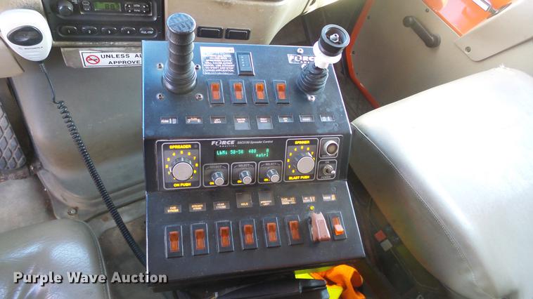 image for item DC0595 2001 Sterling LT7501 dump truck