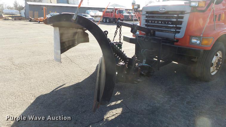 image for item DC0595 2001 Sterling LT7501 dump truck