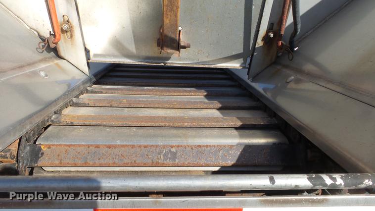 image for item DC0595 2001 Sterling LT7501 dump truck