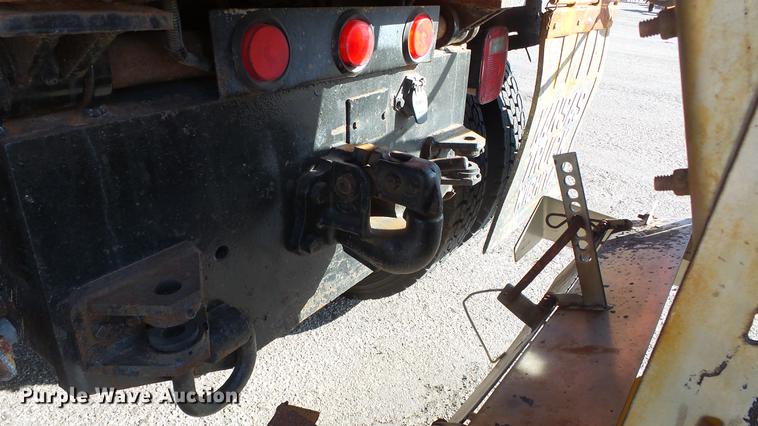 image for item DC0595 2001 Sterling LT7501 dump truck
