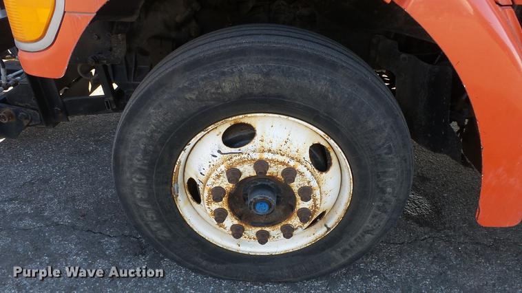 image for item DC0595 2001 Sterling LT7501 dump truck