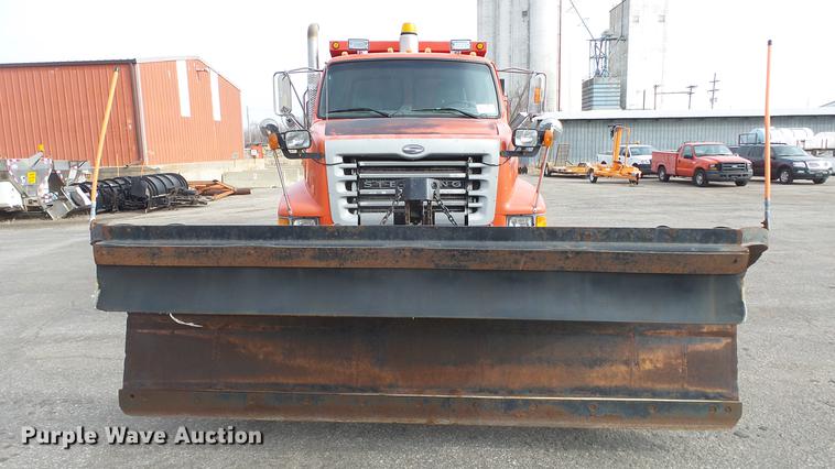 image for item DC0596 2001 Sterling LT7501 dump truck