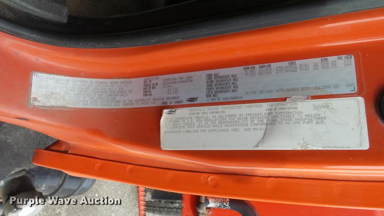 image for item DC0596 2001 Sterling LT7501 dump truck