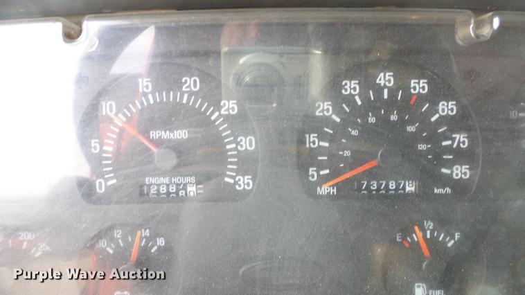 image for item DC0596 2001 Sterling LT7501 dump truck