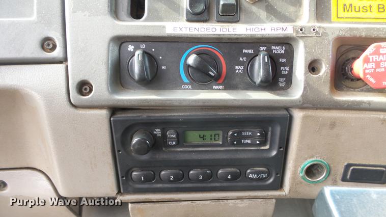 image for item DC0596 2001 Sterling LT7501 dump truck