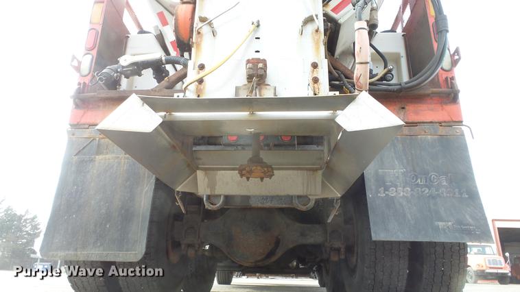 image for item DC0596 2001 Sterling LT7501 dump truck
