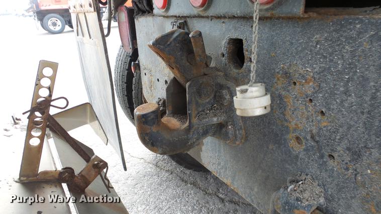 image for item DC0596 2001 Sterling LT7501 dump truck