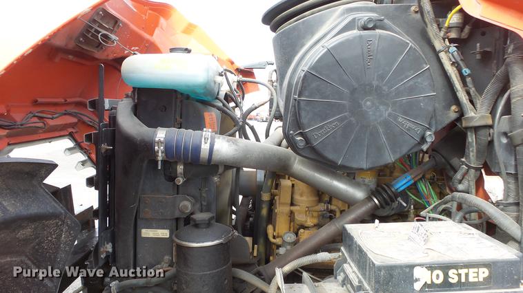 image for item DC0596 2001 Sterling LT7501 dump truck