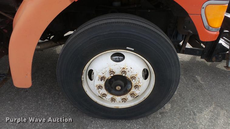 image for item DC0596 2001 Sterling LT7501 dump truck