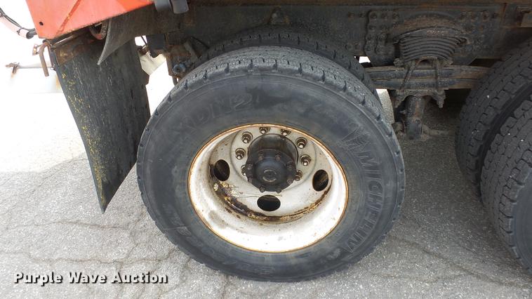 image for item DC0596 2001 Sterling LT7501 dump truck