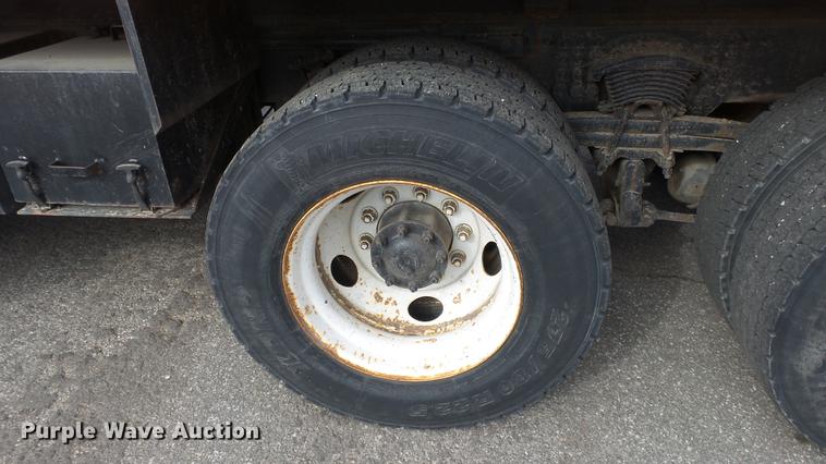 image for item DC0596 2001 Sterling LT7501 dump truck