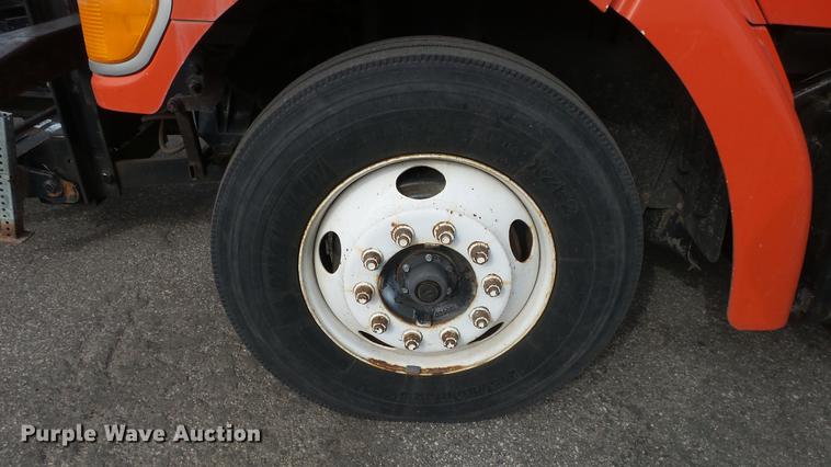 image for item DC0596 2001 Sterling LT7501 dump truck