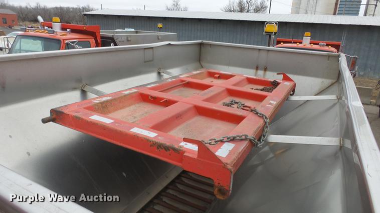 image for item DC0596 2001 Sterling LT7501 dump truck