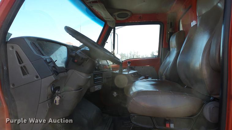 image for item DC0597 2001 Sterling LT7501 dump truck